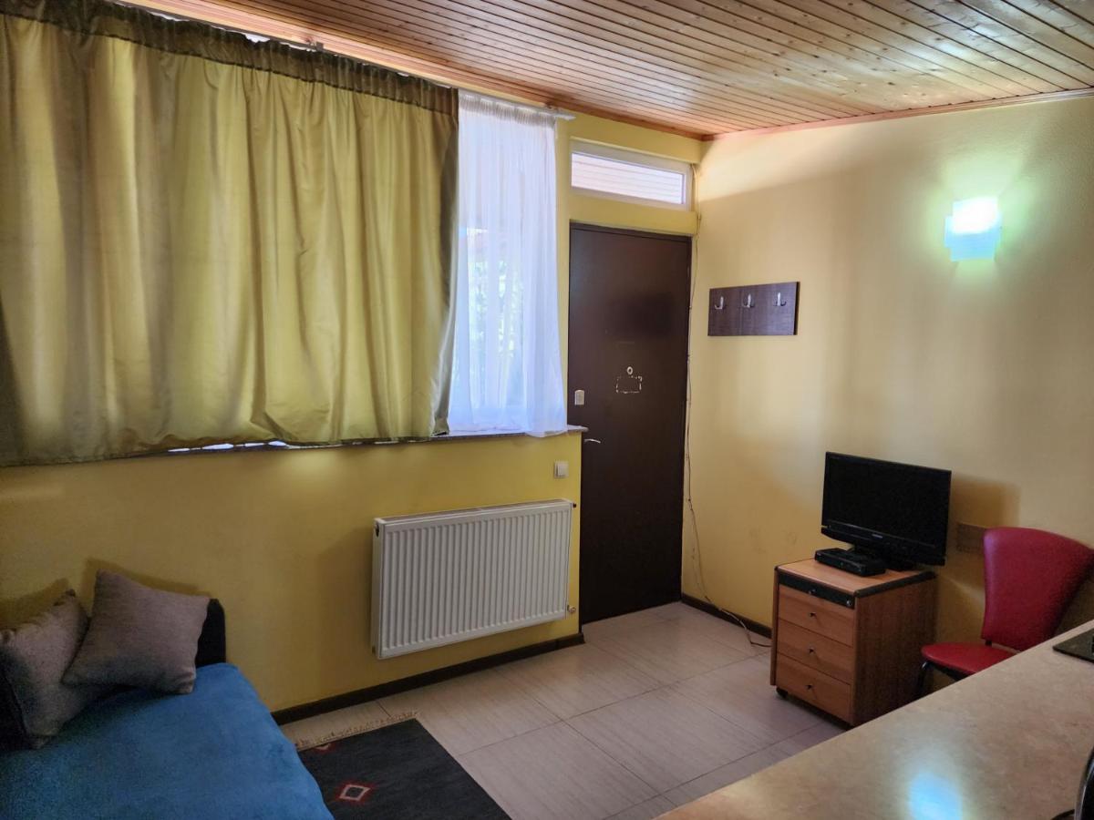 Apart-Hotel Gala In The Center Of Tbilisi Buitenkant foto