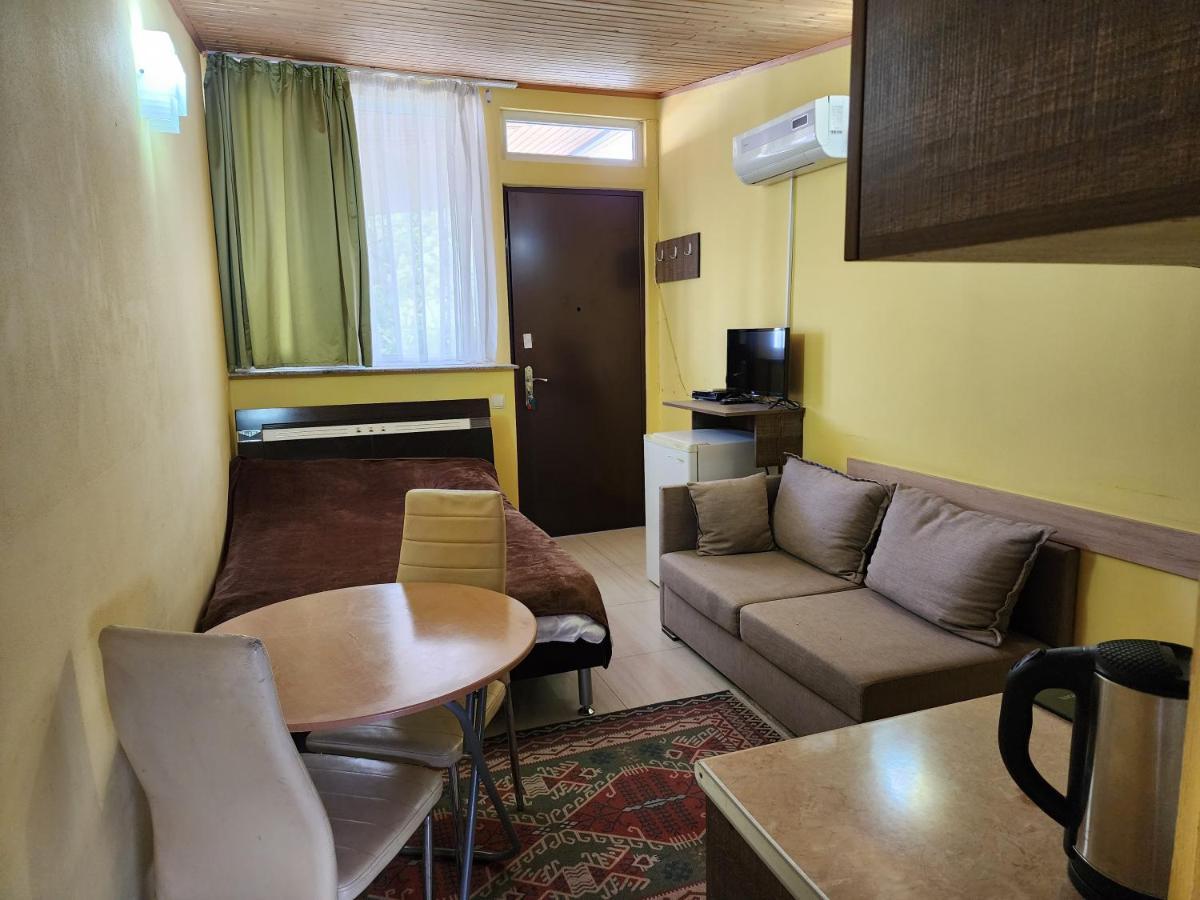 Apart-Hotel Gala In The Center Of Tbilisi Buitenkant foto
